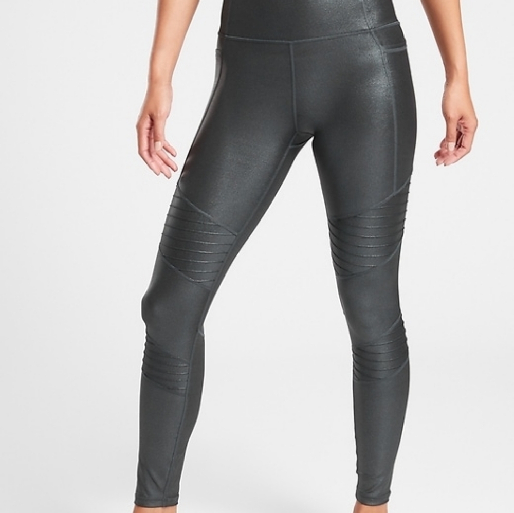 Women's Black High-Waisted Leggings - Picture 3 of 11